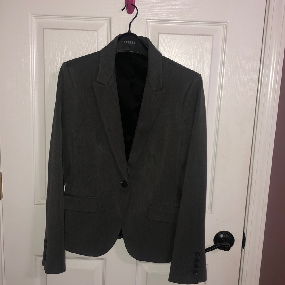 Express Women’s suit jacket